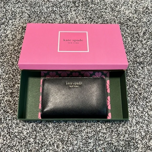 KATE SPADE NEW YORK Spencer Compact Wallet - Picture 3 of 7